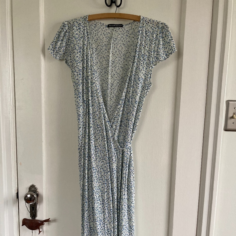 NWOT Brandy Melville Floral Wrap Dress Small Med